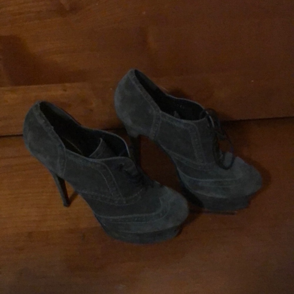 Yves saint Laurent booties!